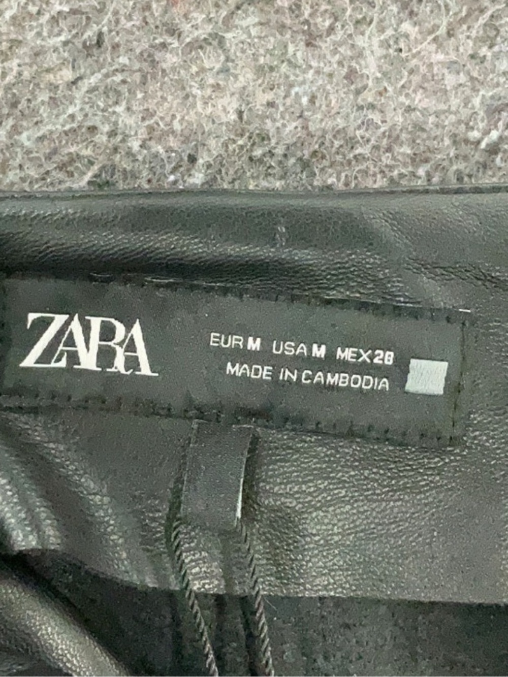 Zara Black Faux Leather High Rise Ankle Straight Pants Medium - Picture 5 of 6